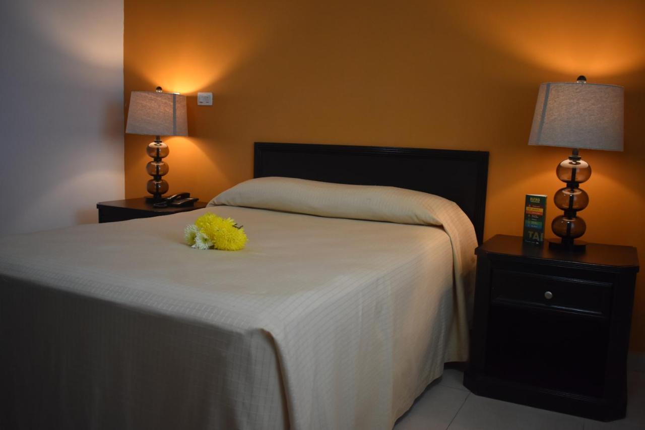 Hotel Miraflores Villahermosa Buitenkant foto